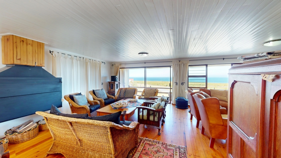 3 Bedroom Property for Sale in Palmiet Western Cape
